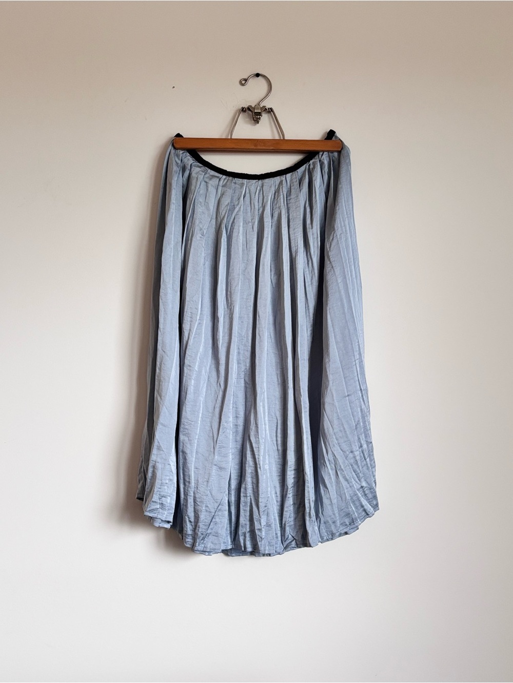 Philosophy Light Blue Satin Pleated Midi Skirt Size 8
